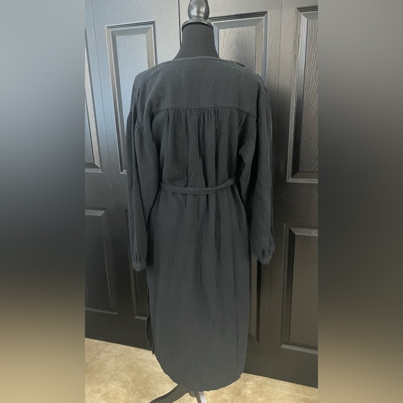 Universal Thread black dress - Picture 4 of 4